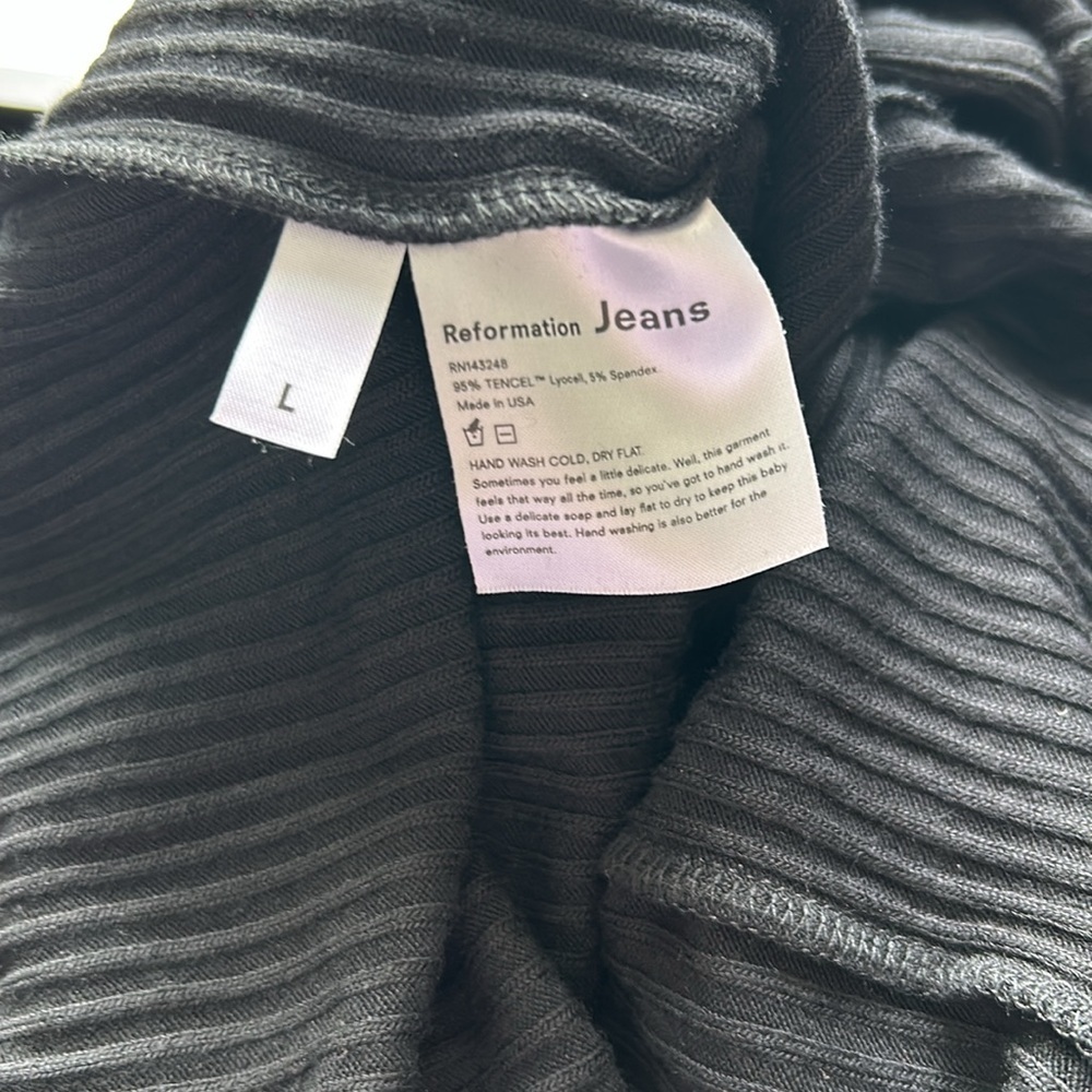 REFORMATION Camille Jumpsuit Ribbed Knit Button V Neck Black Stretch Sz L NEW - Picture 10 of 11